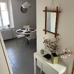 Confortable Duplex Au Coeur De La Campagne Picarde A 1h De Paris アパート