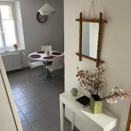 Confortable Duplex Au Cœur De La Campagne Picarde à 1h De Paris Appartamento